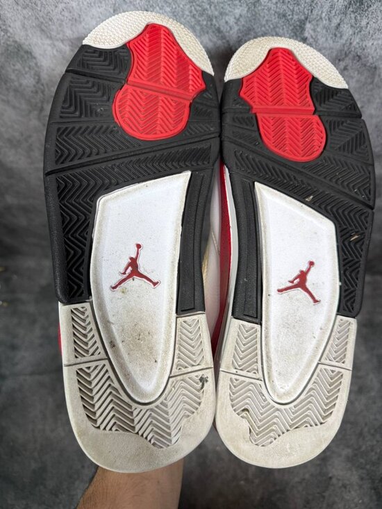Size 11 | Jordan 4 Red Cement No Box | Pre-Owned main image 8